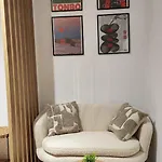 New Bazaar Retreat 2 Apartment